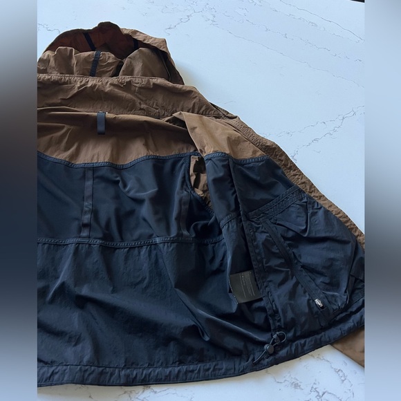 Lululemon Evergreen Cropped Full-Zip Hoodie - Picture 9 of 11